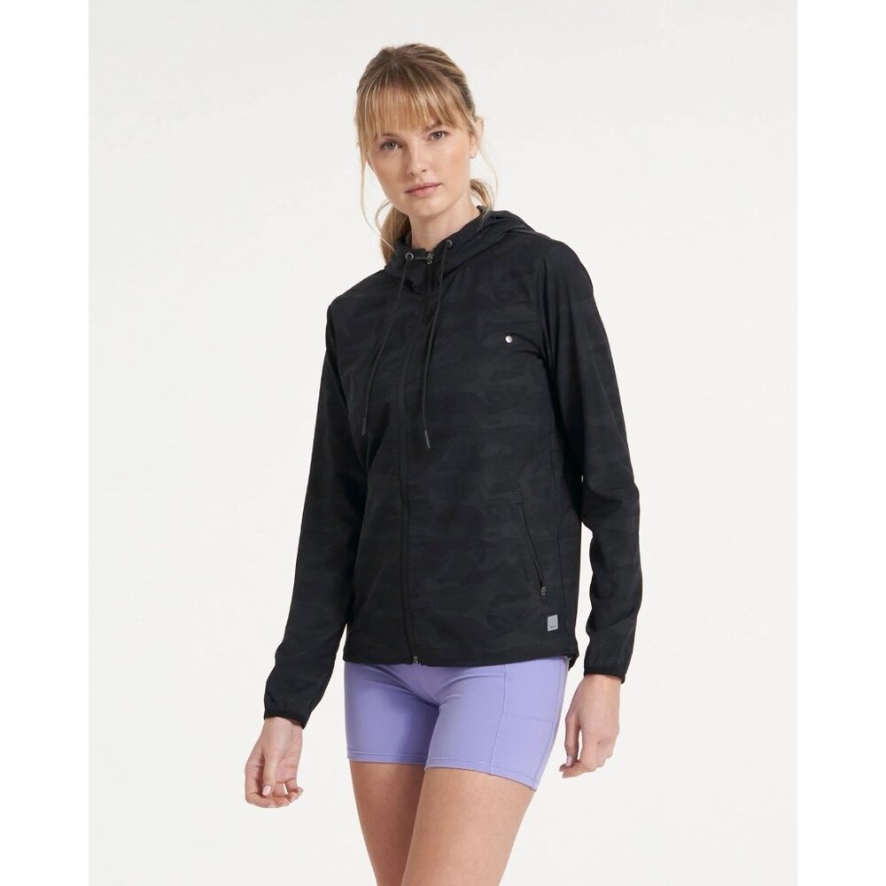 Vuori Outdoor Trainer Shell Women’s Medium Black Camo Full Zip Hooded Jacket